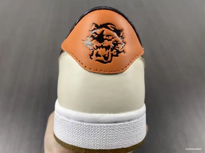Reps LUCY DH6932-100 Jordan of the Air OG Tiger Year Low 1 0615